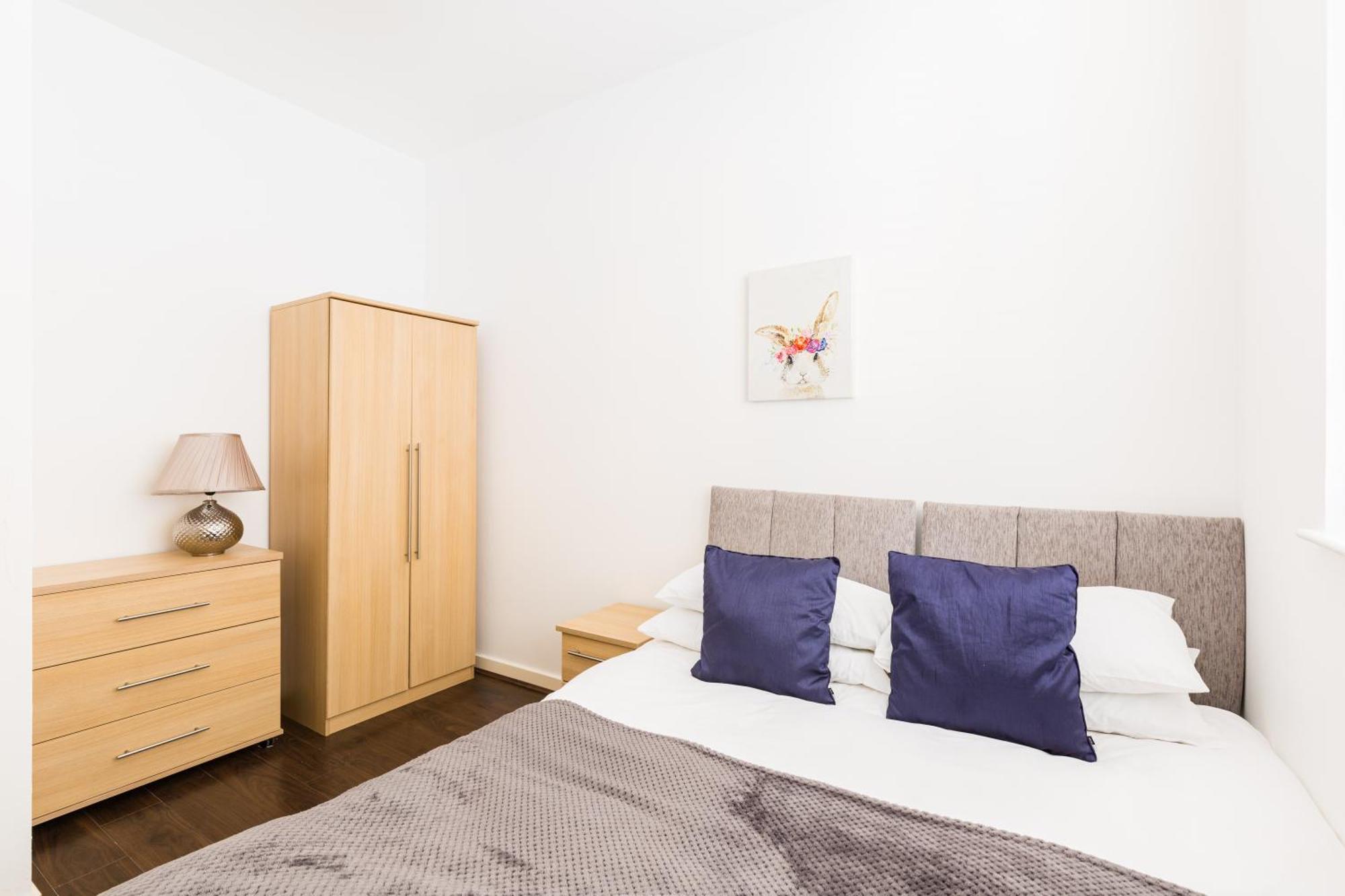 24-7 Secured City Centre Apartments With Free Underground Parking And Wifi Birmingham Exterior photo