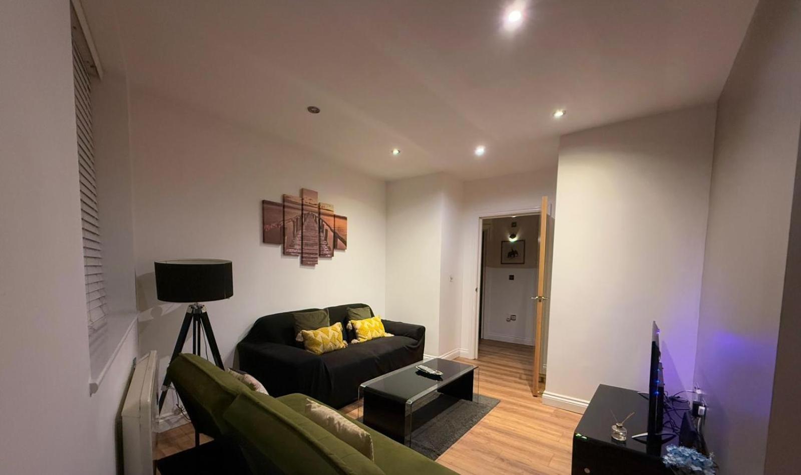24-7 Secured City Centre Apartments With Free Underground Parking And Wifi Birmingham Exterior photo