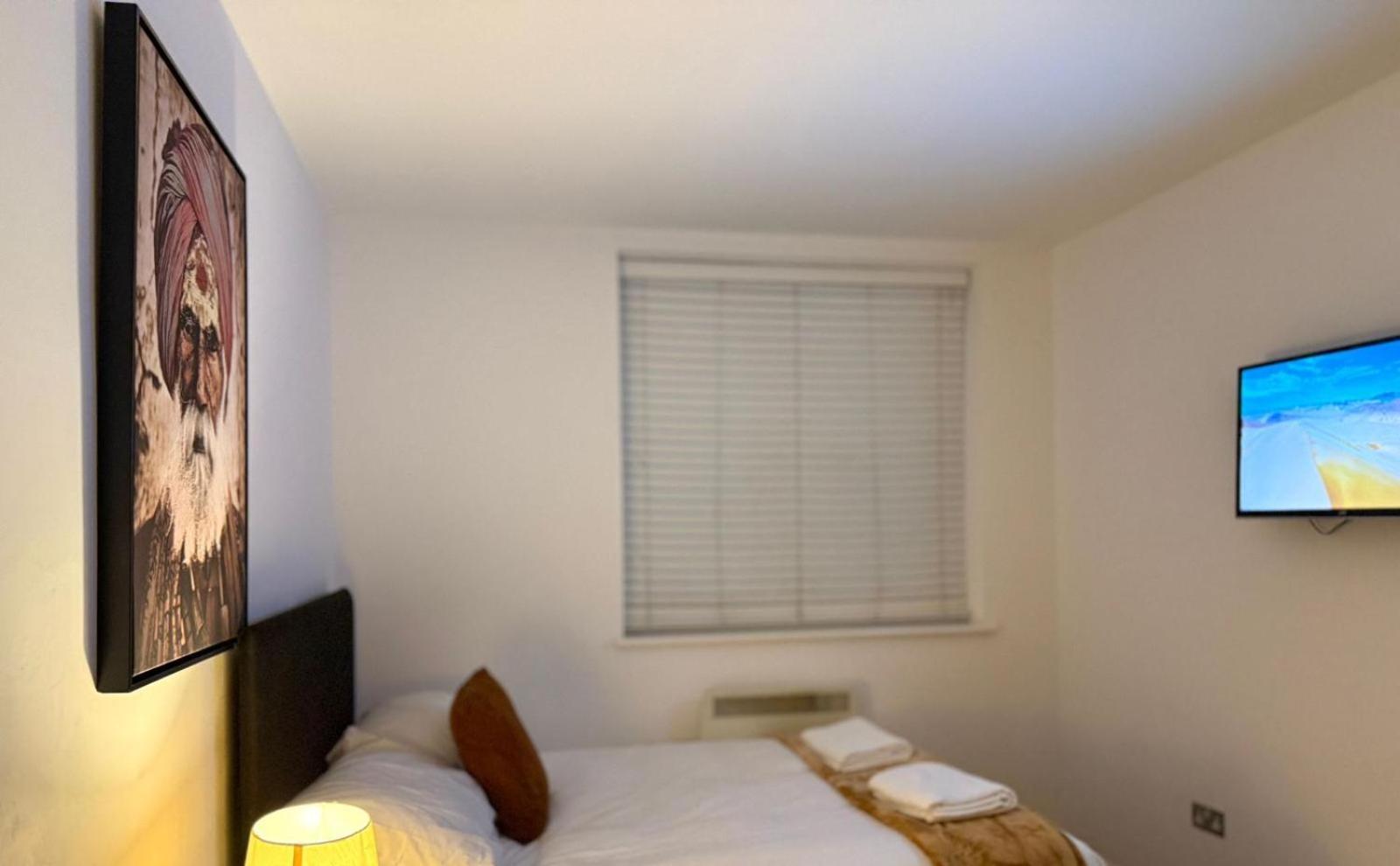 24-7 Secured City Centre Apartments With Free Underground Parking And Wifi Birmingham Exterior photo